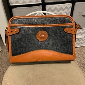 Vintage Dooney & Bourke Crossbody bag